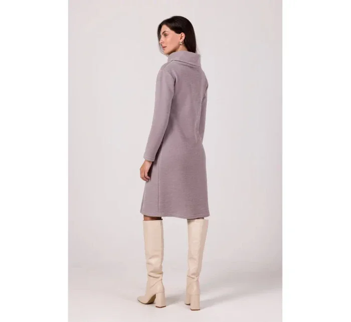 Midi šaty s vysokým límcem model 20990260 šedé - BeWear Midi šaty s vysokým límcem model 20990260 šedé - BeWear