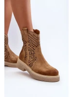 Zazoo Semišové dámské boty na plochém podpatku, prolamované, béžová Zazoo Semišové dámské boty na plochém podpatku, prolamované, béžová