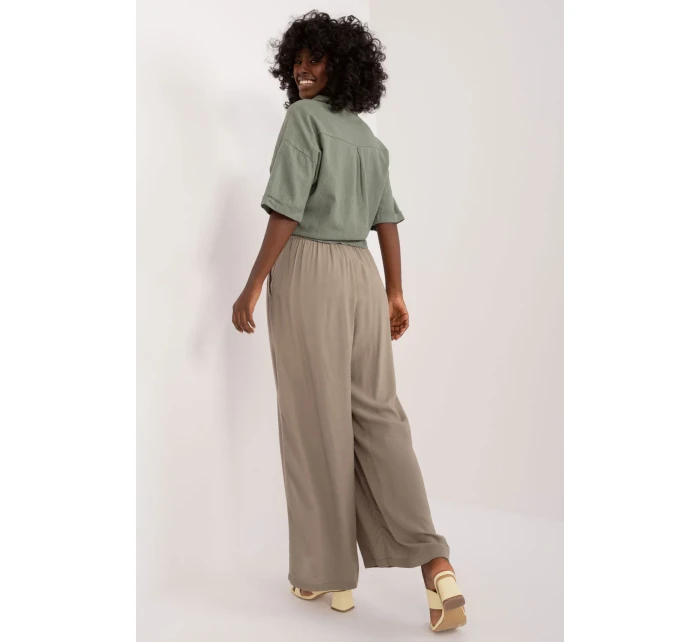 Dámske nohavice model 197537 Podúroveň Dámske nohavice model 197537 Podúroveň