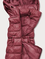 Teplá dámska vesta vo vínovej bordovej farbe z eko kože (D-3231-67)