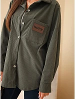 Dámská košile oversize z model 22347748 z kapsami a dlouhým rukávem z bavlny khaki - K-Fashion