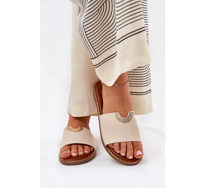 Klapki Damskie Eko Skórzane Z Ozdobnymi Detalami Beżowe Mevith Klapki Damskie Eko Skórzane Z Ozdobnymi Detalami Beżowe Mevith