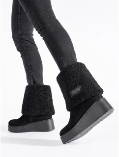 Moderné čierne dámske členkové topánky na klin