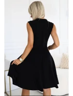 Černé dámské rozšířené šaty se zipem ve přední části model 20618659 - numoco Černé dámské rozšířené šaty se zipem ve přední části model 20618659 - numoco