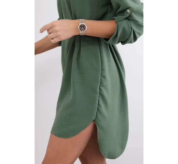 Šaty s delšími zády a pásem khaki Šaty s delšími zády a pásem khaki