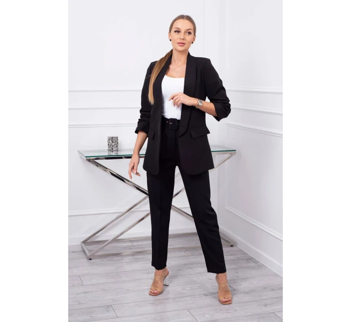 Elegantná súprava saka a nohavíc čiernej farby