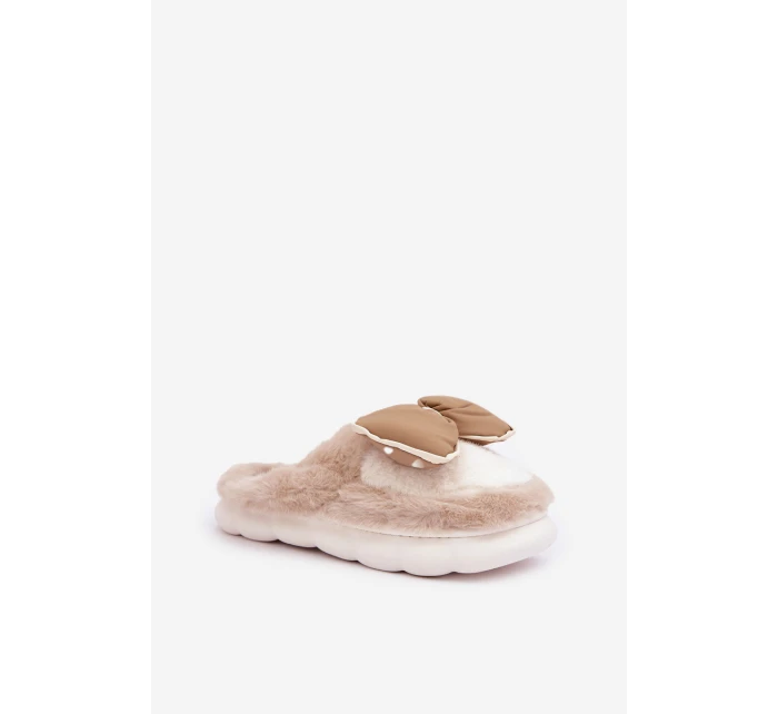 Kožešinové pantofle s mašlí béžové model 21681731 - Boto