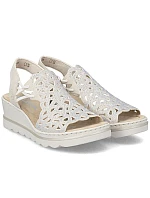 Béžové dámské sandály na platformě Rieker 67465-62