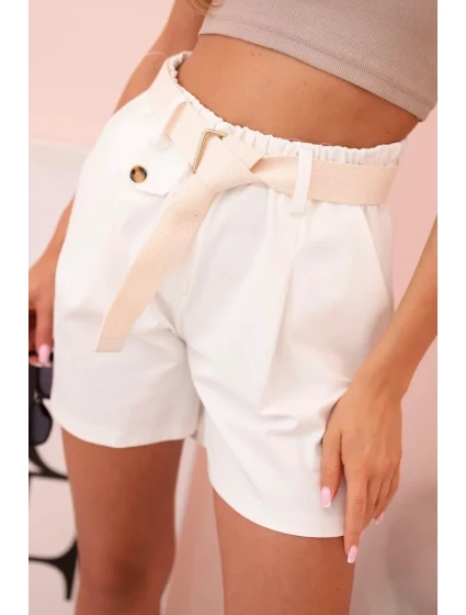 Dámské šortky s vysokým pasem a páskem ecru