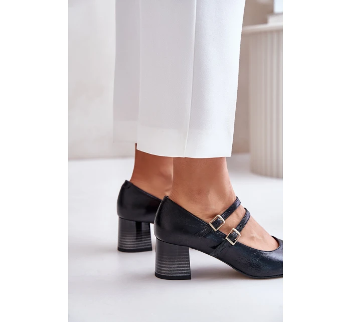 Kožené sandály s pásky na podpatku černé model 21673885 - Laura Messi