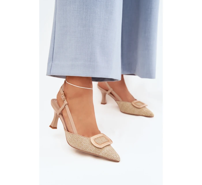 Sandále na podpätku model 225205 Vykročte štýlovo