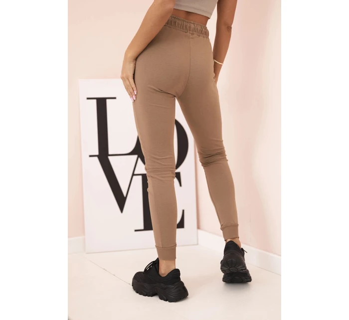 Dámské bavlněné cargo kalhoty s kapsami a řetízkem béžové