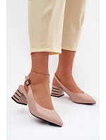 Sandále na podpätku model 226500 Krok vo veľkom štýle Sandále na podpätku model 226500 Krok vo veľkom štýle