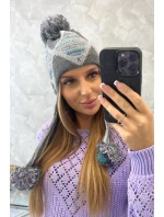 Dámská klapka na uši Eunika model 18751845 graphite - K-Fashion Dámská klapka na uši Eunika model 18751845 graphite - K-Fashion