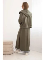 Dámska súprava z viskózy s otvorenou mikinou a dlhou sukňou khaki Dámska súprava z viskózy s otvorenou mikinou a dlhou sukňou khaki