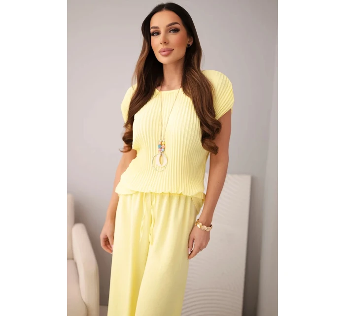 Viskózna blúzka + plisované nohavice žltá