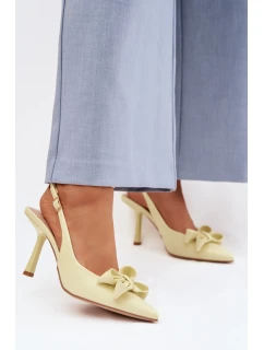 Sandále na podpätku model 225213 Vykročte štýlovo