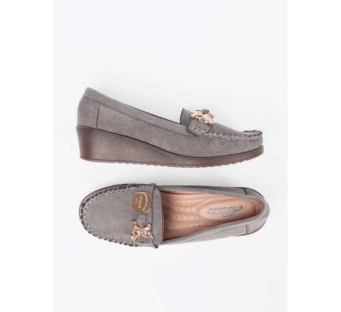 Moderní  polobotky šedo-stříbrné dámské na klínku