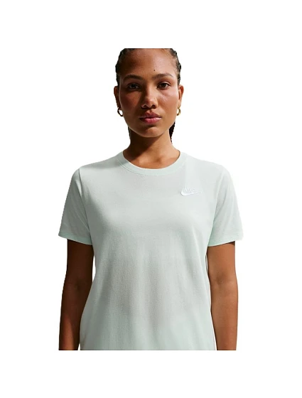 Dámske tričko Nike Sportswear Club Essentials DX7902-394