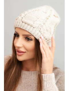Dámská zimní čepice z vlny s pleteným vzorem model 21750382 béžová - K-Fashion