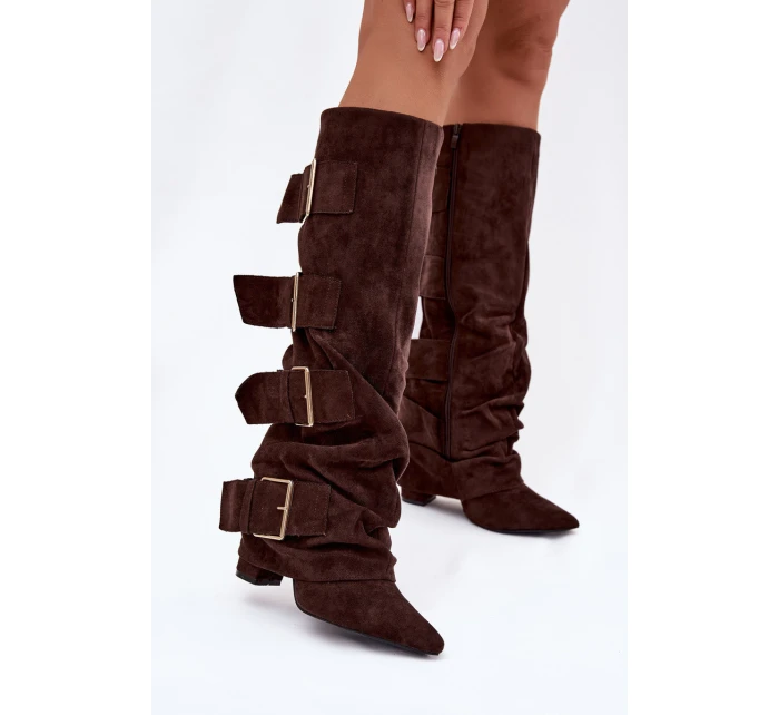 Dámské kozačky na podpatku s ohnutým horním lemem a zlatými sponami Eco semiš čokoládové Isavelle