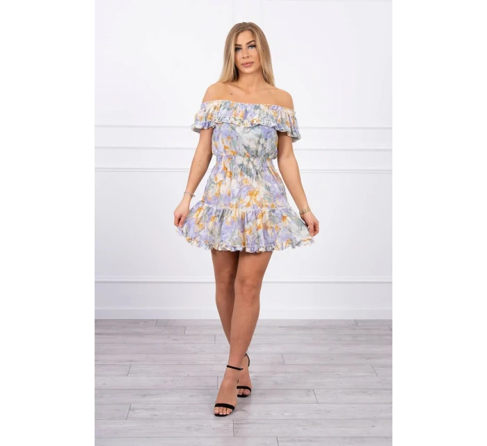 Zelené květinové šaty s otevřenými rameny