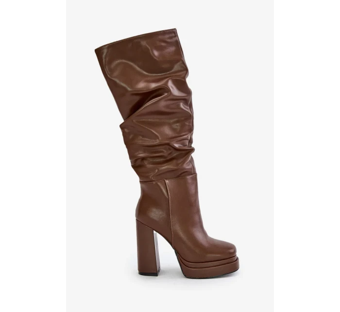 Topánky na podpätku a platforme s páskami zateplené hnedé Beridra Topánky na podpätku a platforme s páskami zateplené hnedé Beridra