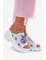 Skórzane Klapki Damskie Na Koturnie Artiker 56C0428 Białe