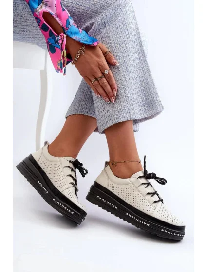 Poltopánky LR769A black-vanilla - Krok vo veľkom štýle