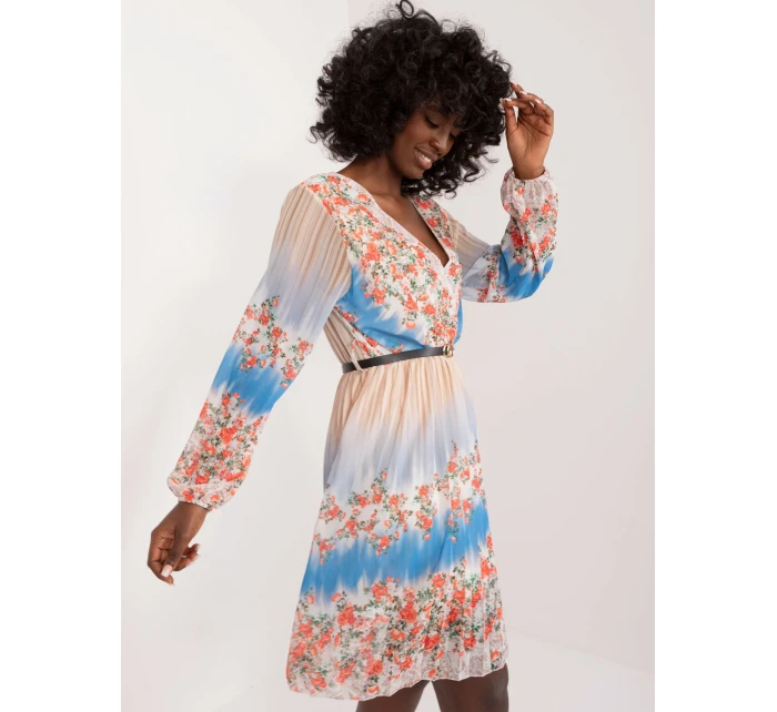 Šaty DHJ SK 10201 1.85 svetlo béžová Šaty DHJ SK 10201 1.85 svetlo béžová