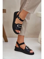 Lakierowane Sandały Damskie Na Koturnie Z Ozdobą Czarne Salianes Lakierowane Sandały Damskie Na Koturnie Z Ozdobą Czarne Salianes