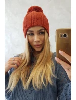 Fleecová čepice hnědá model 18751437 - K-Fashion Fleecová čepice hnědá model 18751437 - K-Fashion