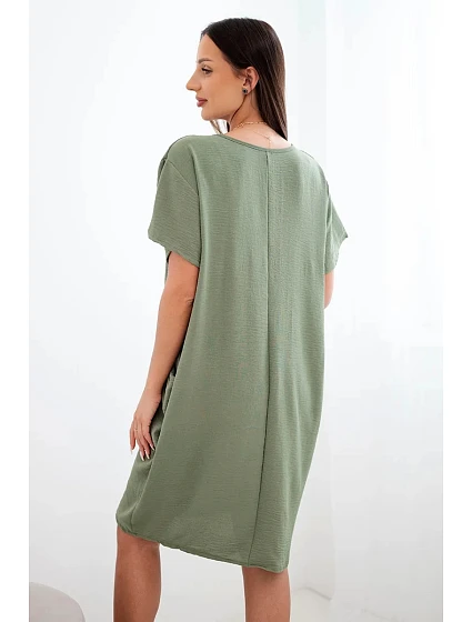 Šaty s kapsami a přívěskem model 22281455 khaki - Kesi Šaty s kapsami a přívěskem model 22281455 khaki - Kesi