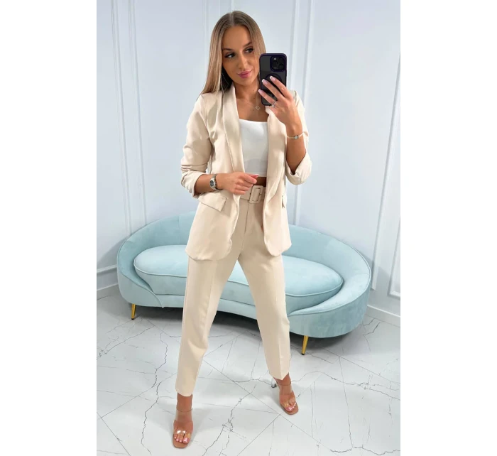Elegantná súprava saka a nohavíc v tmavobéžovej farbe