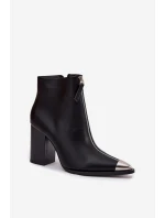 Botki Damskie Na Słupku Z Ozdobnym Zamkiem Czarne Wiviane