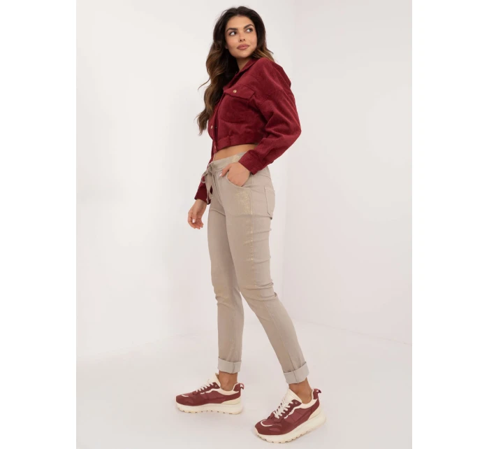 Kalhoty DHJ SP model 20567190 béžové - FPrice Kalhoty DHJ SP model 20567190 béžové - FPrice