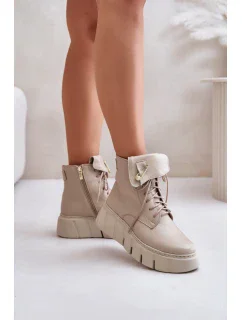 Topánky na klinovom podpätku model 201184 Step in style