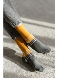 Dvoubarevné ponožky 078-172 Mustard - Více