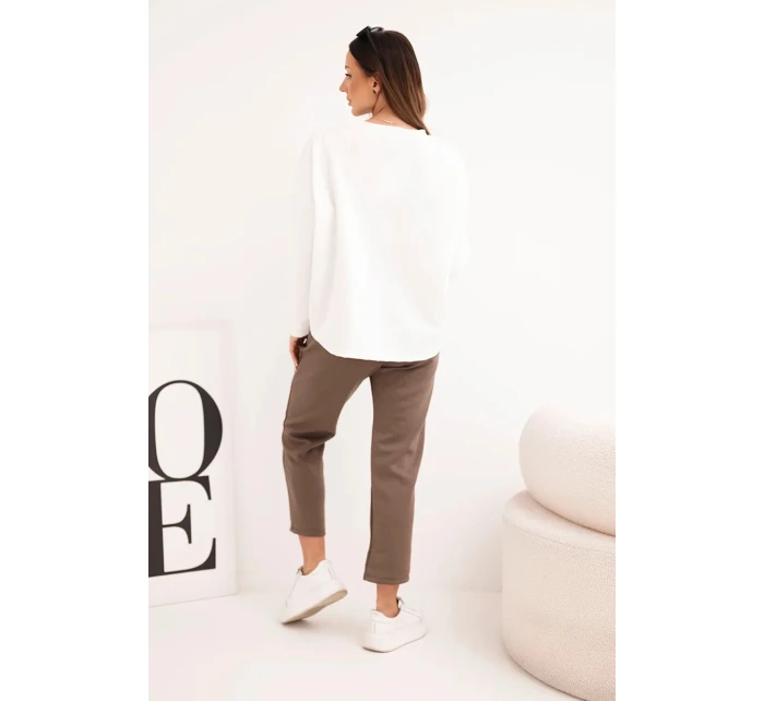 Dámský komplet máslový s kontrastní kapsou fango Dámský komplet máslový s kontrastní kapsou fango