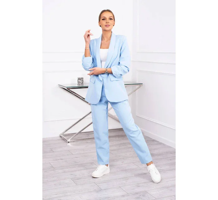 Elegantná súprava saka a nohavíc v modrej farbe