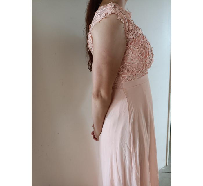 Dámské šaty dlouhé  růžové model 18881524 - EVA&#38;LOLA