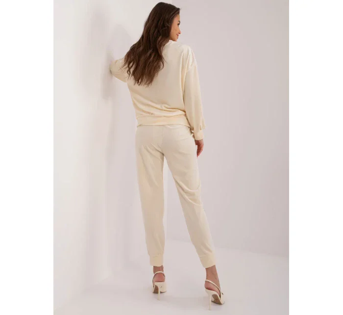 DHJ KMPL 8850.68 ecru