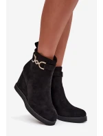 Botki Damskie Na Koturnie Z Ozdobnym Detalem Czarne Marivana