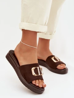 Dámské pantofle se zlatým detailem čokoládové model 22027941 - Boto