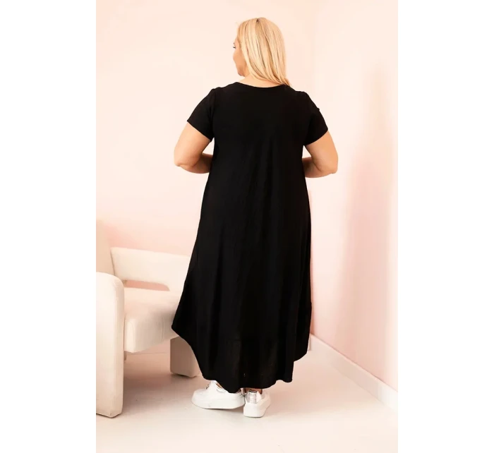 Dámské šaty plus size s krátkým rukávem a volánem z lehké viskózy černá Dámské šaty plus size s krátkým rukávem a volánem z lehké viskózy černá