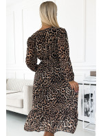 Dlhé šifónové šaty s výstrihom, volánom a opaskom Numoco WILD - leopardia potlač