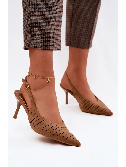 Sandále na podpätku model 227440 Vykročte štýlovo