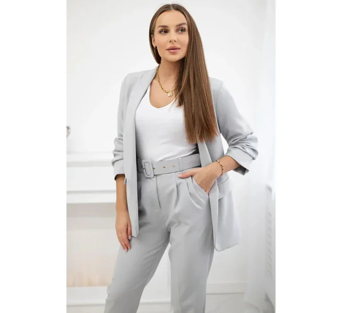 Elegantný set saka a nohavíc sivej farby