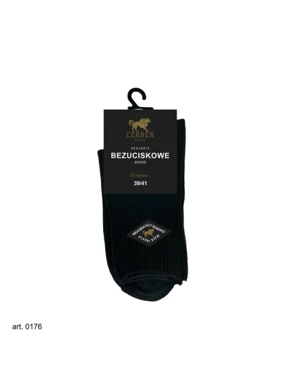 Netlačiace pánske ponožky SOCKS 0176