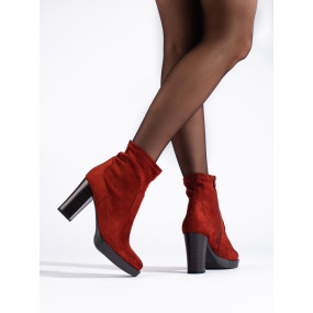 Módne dámske červené členkové topánky so širokým podpätkom